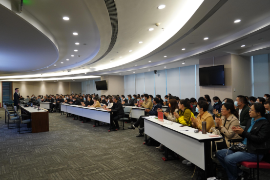 10.15(綜合部)市產業集團舉辦員工行為規范專題培訓會152.png 10.15(綜合部)市產業集團舉辦員工行為規范專題培訓會152.png