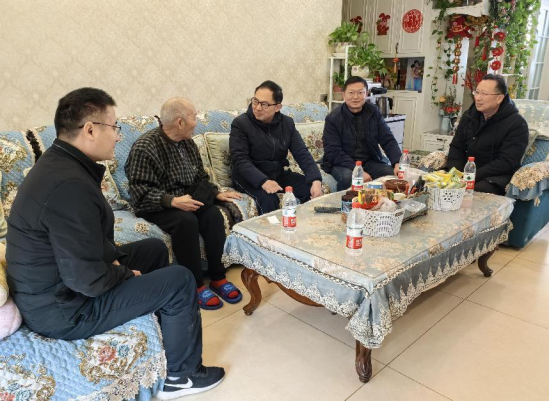 新春送溫暖 慰問暖人心—產業集團活動新聞稿0205(1)(3)349.png 新春送溫暖 慰問暖人心—產業集團活動新聞稿0205(1)(3)349.png